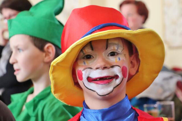 Bunte Kostüme, lustige Spiele und jede Menge Spaß bringt der Kinderfasching in Feldkirchen.  | Foto: Edith Ertl