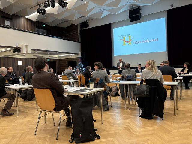 Bald werden die Sitze im Gemeinderat neu gemischt sein. | Foto: Alexandra Goll