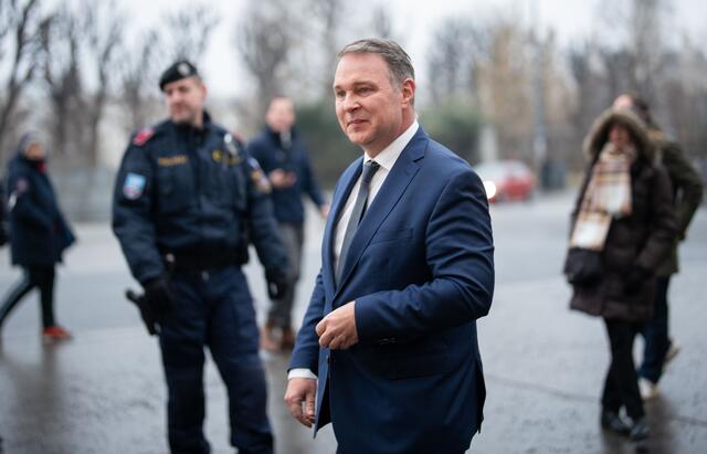 Zwischen ÖVP und SPÖ könnte es jetzt schnell gehen. Am Foto: SPÖ-Chef Andreas Babler | Foto:  GEORG HOCHMUTH / APA / picturedesk.com