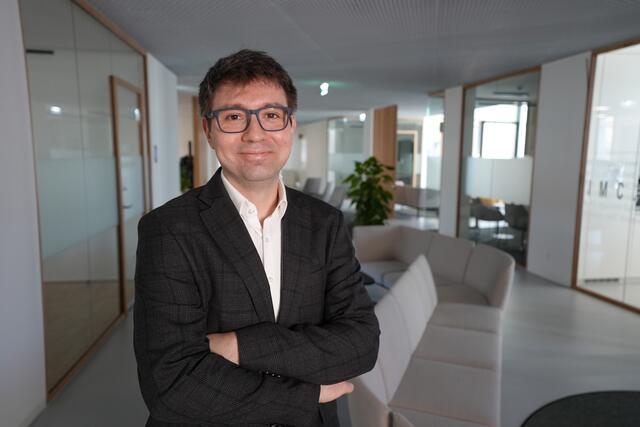 Rubén Ruiz Torrubiano – ein Visionär für verantwortungsvolle KI am IMC Krems

  | Foto: IMC Krems