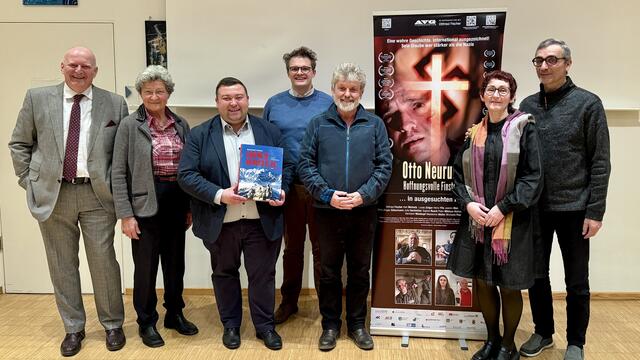 Abendvorstellung in Adelsried-Bayern mit Bürgermeister Sebastian Bernhard | Foto: AVG-Filmproduktion
