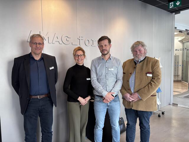 Christof Skala, Bettina Gupfinger, Michael Pfeffer und Gregor Gnjezda haben über die Altlastensanierung informiert. | Foto: MeinBezirk