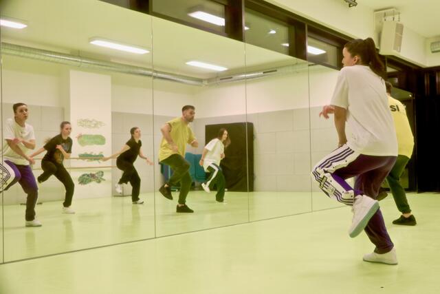 Cool: Das HipHop Training mit Felix. | Foto: Ulrike Kozeschnik-Schlick