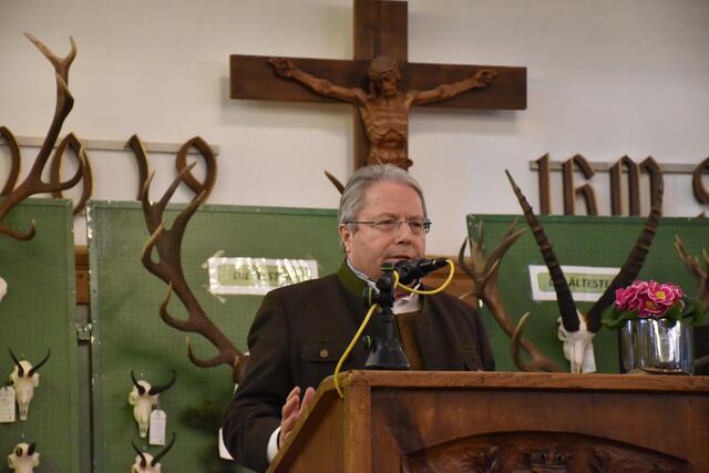 Franz Hörl, bei seiner Ansprache in Rotholz.  | Foto: Haun