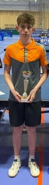 Daniel Schwendtbauer durfte gleich doppelt am Podest Platz nehmen. | Foto: Daniel Schwendtbauer - LM U17 Foto OÖTTV