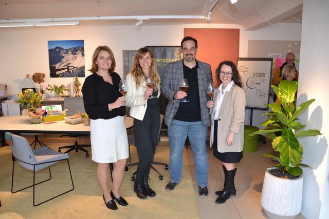 DI Arch. Tanja Holzmüller-Schneider, Mag. Verena Mann, Mag. Kurt Otto und Mag. Verena Gerstmayr
 | Foto: Heinz Fürst