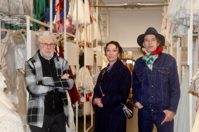 Das neue musikalische Projekt von André Heller, Ursula Strauss und Ernst Molden (v.l.) macht ab 13. März ordentlich "Remassuri" im Stadttheater Walfischgasse. | Foto: Ulrike Kozeschnik-Schlick