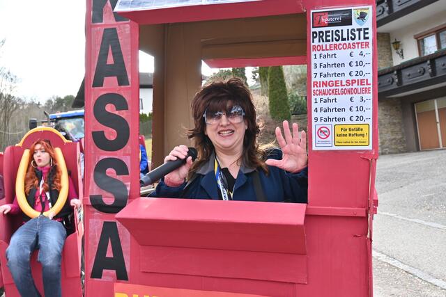 Dieses und viele andere kreative Kostüme können Sie in St.Christophen beim Faschingsumzug bestaunen. | Foto: Priesching