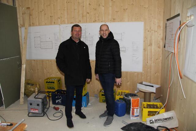 Bürgermeister Christoph Windisch und Feuerwehrkommandant und Unternehmer Markus Unger. | Foto: Lawugger