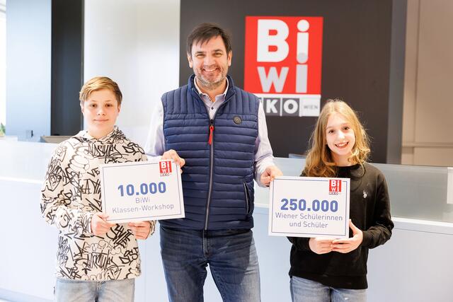 Vergangenen Donnerstag ging der 10.000. Berufsorientierungsworkshop über die Bühne. Der Bildungssprecher der Wirtschaftskammer Wien (WKW), Alexander Eppler, freut sich über das Angebot für Jugendliche. | Foto: Florian Wieser
