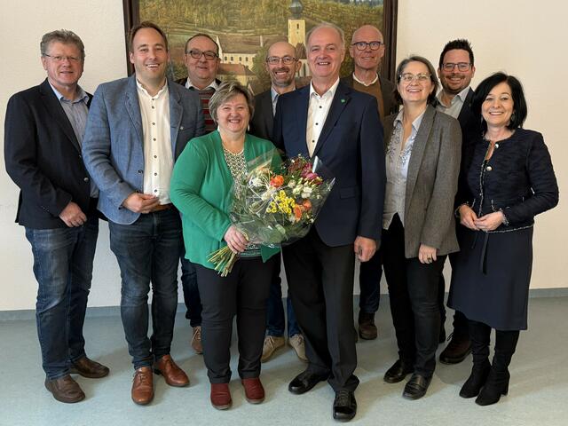 Manfred Grill, Patrick Layr, Peter Höbarth, Elfriede Bruckner, Otmar Kowar, Martin Bruckner, Friedrich Winkler, Elisabeth Wachter, Philip Braunstein und Margit Göll. | Foto: Layr