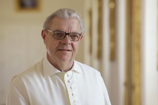 Josef Hofer feiert seinen 75. Geburtstag. | Foto: Stift Schlägl/Foto Mathe