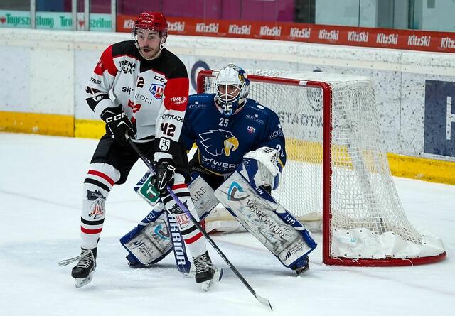 Die Adler verloren gegen Jesenice im Penaltyschießen. | Foto: KEC/Schwaninger
