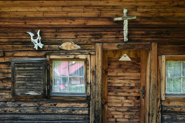 Modernes Leben in traditioneller Umgebung. Tirols Regionalität zeigt sich vielseitig und wird mit dem MeinBezirk Regionalitätspreis Tirol 2025 vor den Vorhang geholt. | Foto: Jörg Koopmann