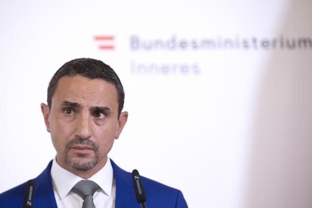  Omar Haijawi-Pirchner wünscht sich mehr Befugnisse für die Direktion für Staatsschutz und Nachrichtendienst (DSN).  | Foto:  ALEX HALADA / APA / picturedesk.com