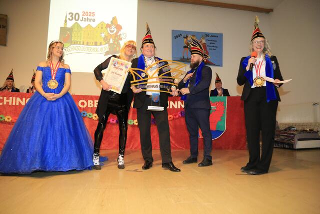 Gebührende Verabschiedung nach 20 Jahren vom Altpräsident Josef Wiesenberger (Mitte) | Foto: Thomas Fischer/zema-medien.de