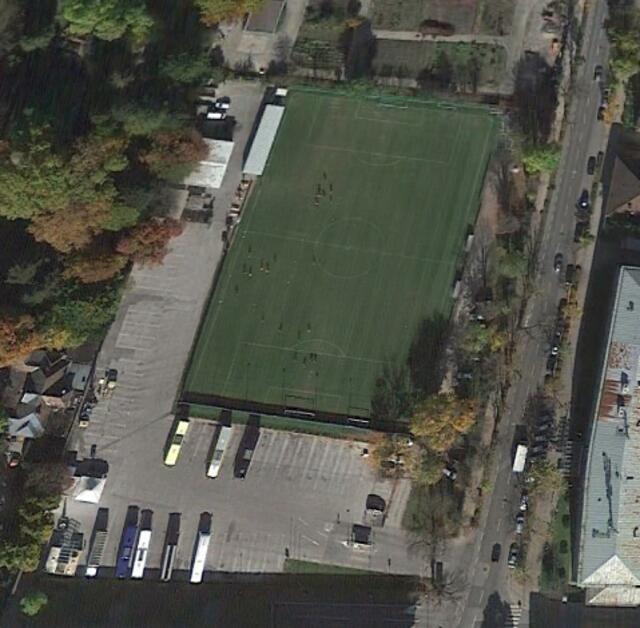 1993 wurden 2.000 Unterschriften für den Erhalt der Fenner übergeben, jetzt ist die Zukunft einmal mehr fraglich. | Foto: googlemaps