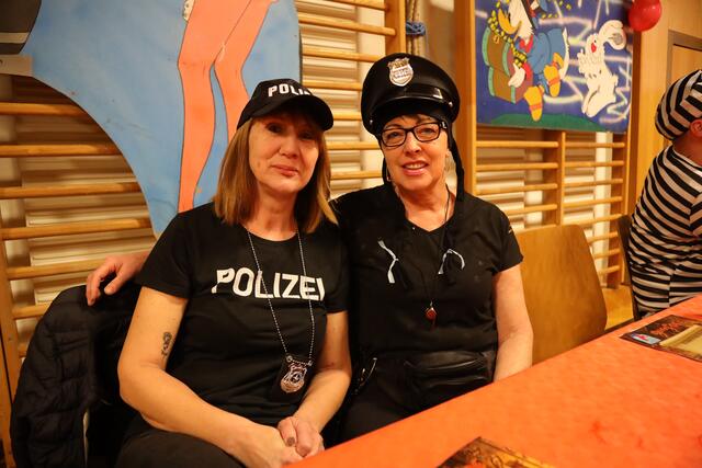 Gerlinde und Susi sind Schwägerinnen  | Foto: Thomas Fischer/zema-medien.de