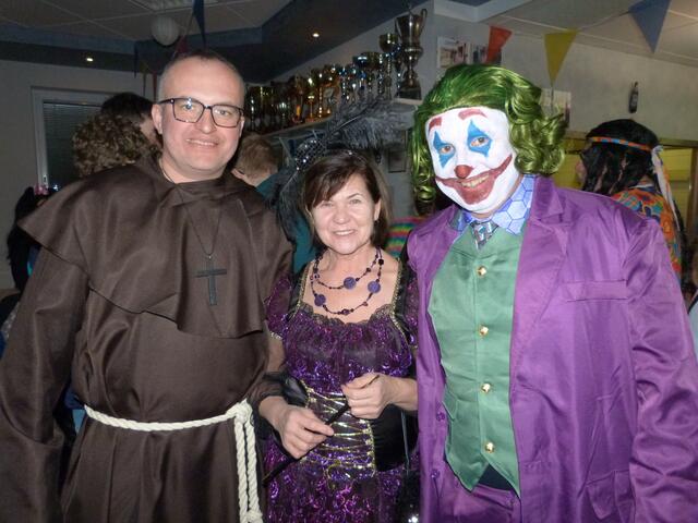 Die kreativsten Kostüme beeindruckten die zahlreichen Gäste beim Faschingsgschnas in Pilgersdorf. 