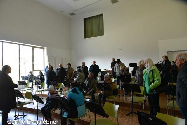 Im Haus der Musik gab es auch interessantes zum Erzählen.  | Foto: Gerald Dreisiebner