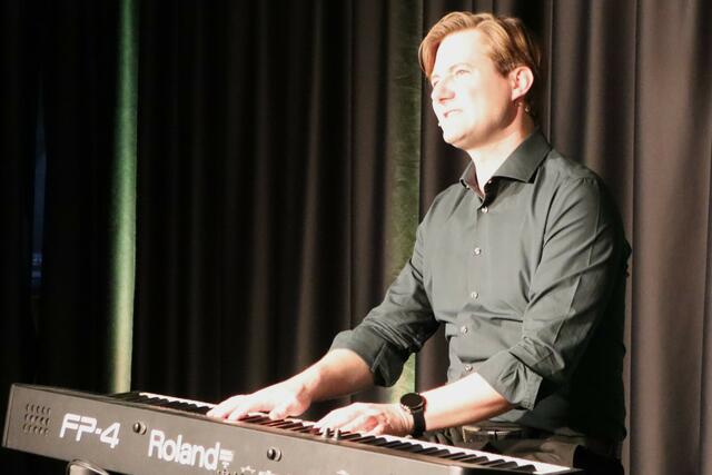 Ein brillanter Pianist, Kabarettist und Performer | Foto: Gerhard Langmann