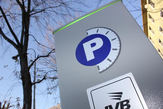 Die Stadt Innsbruck möchte die Parkgebühren um 10 Cent erhöhen. StR Janine Bex erklärt die Beweggründe. | Foto: MeinBezirk