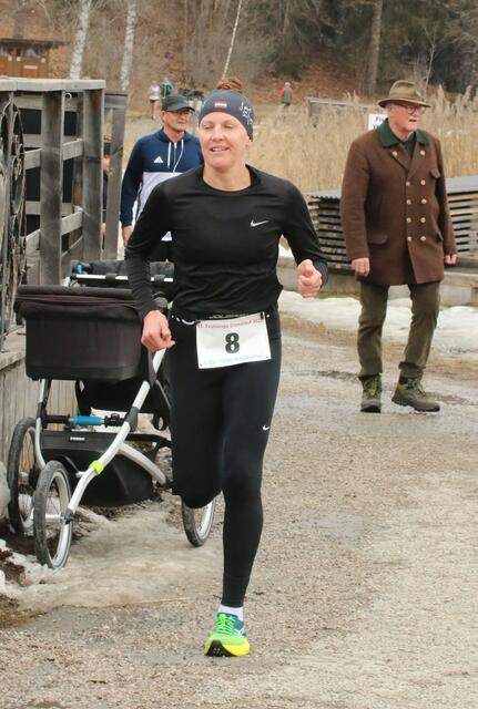 Sabrina Exenberger gewann nach einem starken Sololauf | Foto: Habison