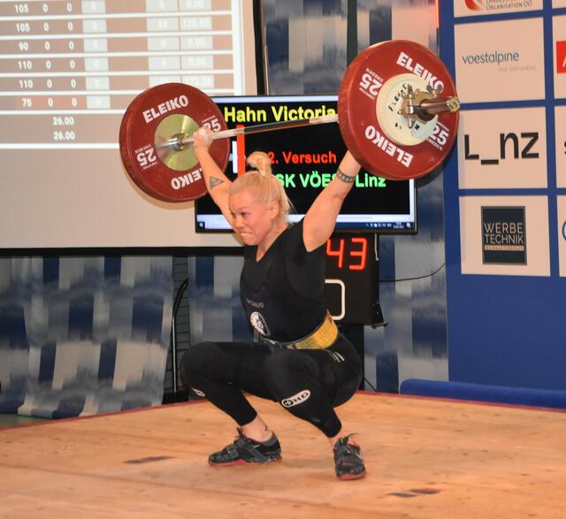 Victoria Hahn (VÖEST) mit guten 80 kg Reißen

Foto: Conny Högg