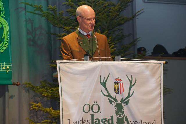 „Der 28. Oktober sitzt noch tief in unseren Seelen. Das Geschehene fordert und überfordert uns und kann man nicht ungeschehen machen“, sagte Landesjägermeister Herbert Sieghartsleitner:  | Foto: Helmut Eder