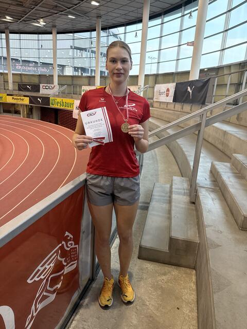 Die 17-Jährige Olivia Benesch vom PSV Wels fährt einen Sieg nach dem anderen ein: Bei den österreichischen Meisterschaften in Linz und Wien holte der Leichtathletik-Youngstar jeweils Gold. | Foto: Marschal