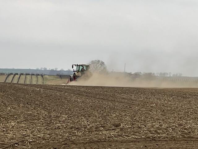 Die Landwirtschaftskammern in Niederösterreich bestehen aus der NÖ Landes-Landwirtschaftskammer und 21 Bezirksbauernkammern. | Foto: RMA Archiv
