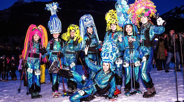 Herausragend verkleidet: die "Hauptsache schön"-Gruppe. | Foto: Jackscorner/Th. Griesbeck