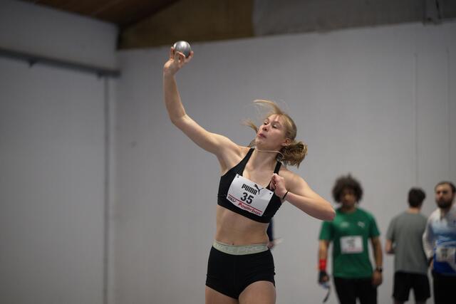 Die 17-Jährige Olivia Benesch vom PSV Wels fährt einen Sieg nach dem anderen ein: Bei den österreichischen Meisterschaften in Linz und Wien holte der Leichtathletik-Youngstar jeweils Gold. | Foto: ÖLV  Alfred Nevsimal