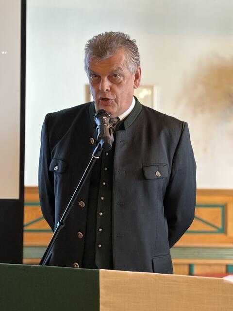 Obmann Günter Schafferhofer bei der Begrüßung.