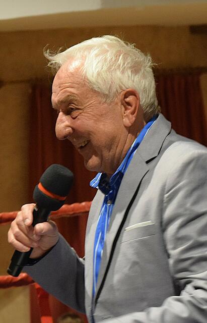 Moderator und Ringsprecher.