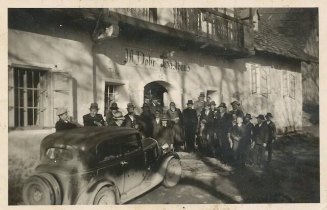 Josef Dohr hat ein Foto des ersten Autos in Theissenegg in der Gruppe geteilt. | Foto: Privat