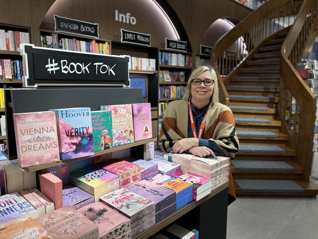 Claudia Held von der Buchhandlung Höllrigl | Foto: Lisa Gold