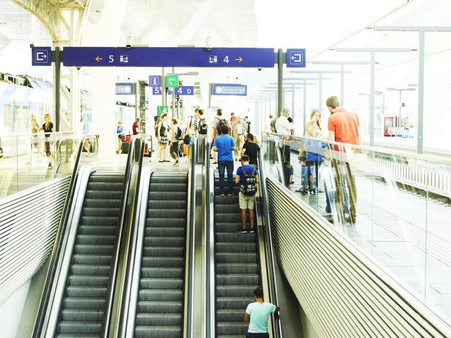 Bemerkenswert ist, dass der Salzburger Hauptbahnhof zu den vier österreichischen Hauptbahnhöfen gehört, die besonders positiv hervorstechen und einen großen Teil der Gesamtbewertungen ausmachen. | Foto: ÖBB/Philipp Horak