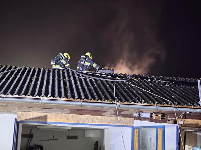 Eine weitere Ausbreitung konnte verhindert werden. | Foto: Feuerwehr St. Paul im Lavanttal