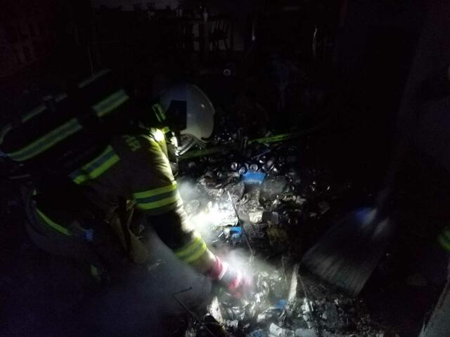 Der Atemschutztrupp in Aktion – eine Herausforderung bei extremer Hitze und starker Rauchentwicklung. | Foto: FF Rinn