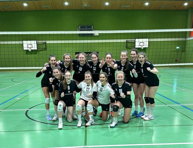 Die Damen des TUS Bad Radkersburg feiern den Finaleinzug.  | Foto: TUS Bad Radkersburg