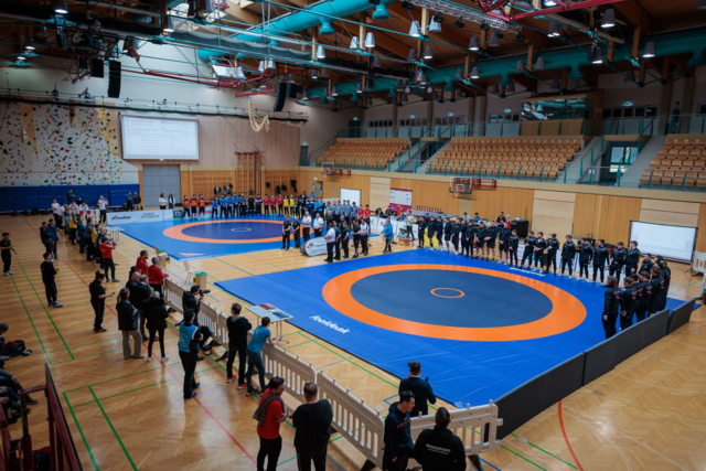 Rund 80 Athleten aus ganz Österreich kämpften um die Medaillen in der Walserfeldhalle. | Foto: A.C. Wals