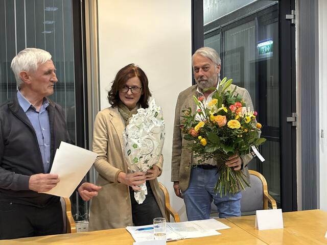 Es gab Glückwünsche von den Mitgliedern der Bürgerliste und einen Appell von Traxler zur gemeinsamen Zusammenarbeit. | Foto: Alexandra Goll