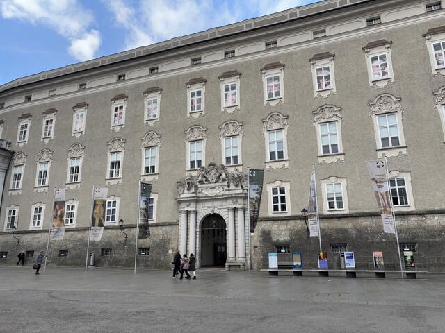 Der Bestand an Werken der Residenzgalerie ist seit gestern Dienstag, 25. Februar 2025, um zwölf außergewöhnliche Werke des österreichischen Porträtmalers und Hofmalers Kaiser Franz Josephs, Anton Einsle, reicher. | Foto: Schrofner