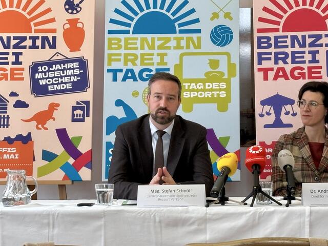 „Die Benzinfrei-Tage sind ein voller Erfolg und zeigen, dass die Salzburgerinnen und Salzburger gerne
auf öffentliche Verkehrsmittel umsteigen, wenn das Angebot attraktiv ist“, erklärt Landeshauptmann-Stellvertreter Stefan Schnöll. | Foto: Carmen Kurcz