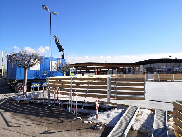 Abbau des Eislaufplatzes | Foto: Daniel Schmidt