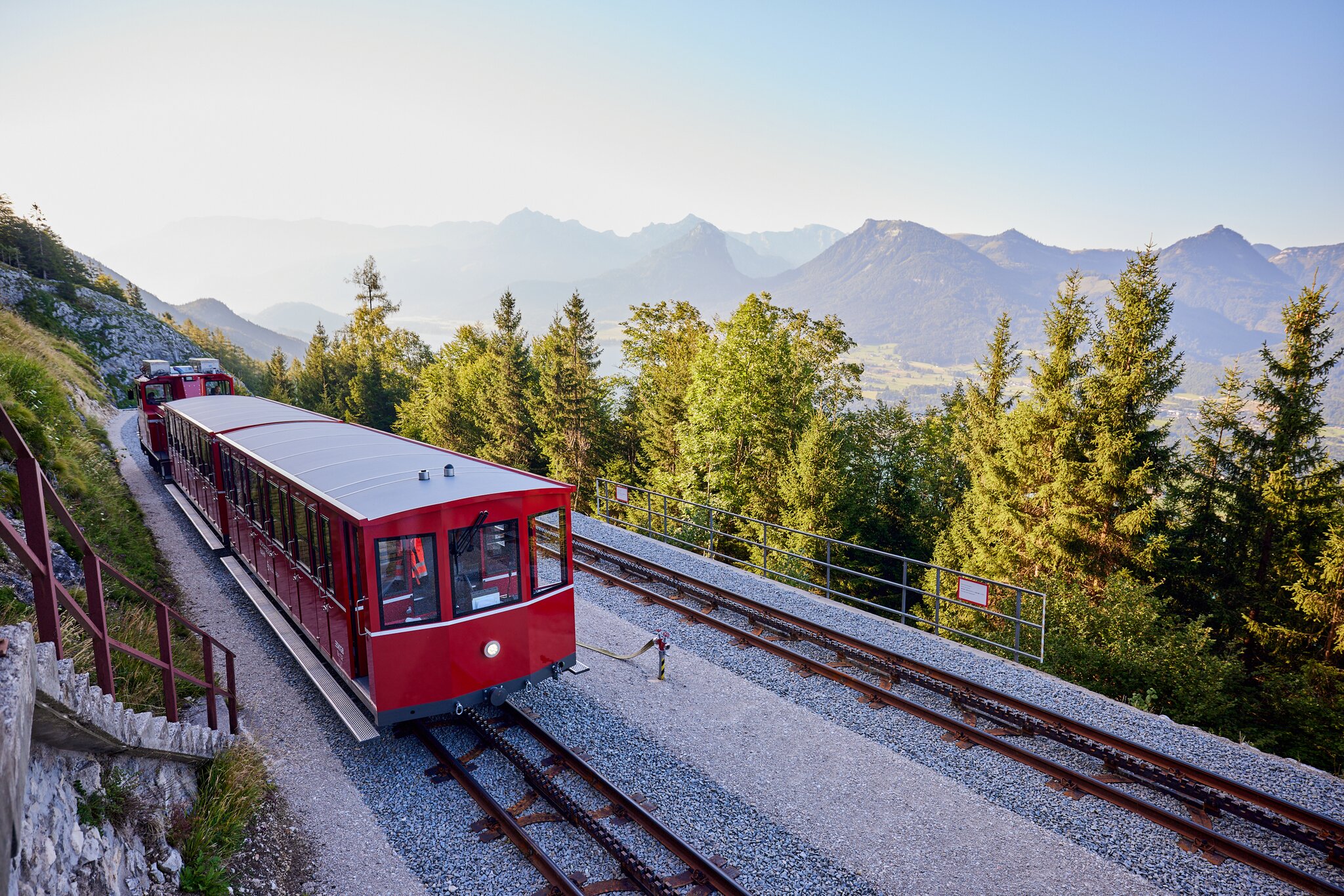 SchafbergBahn Und Wolfgangsee Schiffahrt Saisonbeginn In motion me SchafbergBahn Und Wolfgangsee Schiffahrt Saisonbeginn In motion me