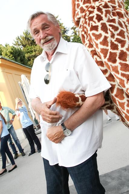 Die Kultfigur beim Wiener Zoolauf 2015. Er war immer für einen Spaß zu haben. | Foto: Andreas Lepsi / picturedesk.com