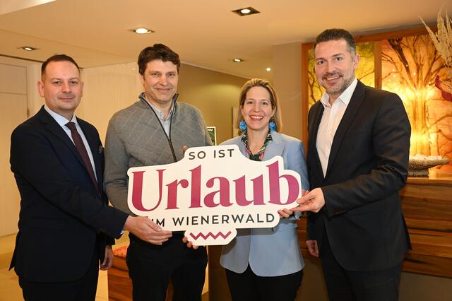 Philip Jansohn, Josef Dietmann, Johanna Köckeis-Grüner und Michael Wollinger. | Foto: Wienerwald Tourismus/Sonja Pohl