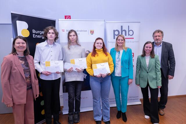 Englisch B1: Adam Repan, Thomas Ludwig, Diana Lehner | Foto: Landesmedienservice/Gmasz